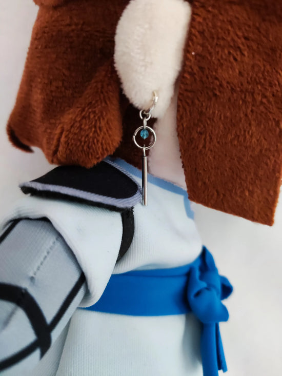 Riku chibi plush from Hanyō no Yashahime with aquatic power aura, pirate survivor plush character, peluche semi-demonio poder agua perla arcoíris estilo místico